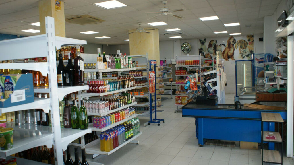 Shop Ciudad Quesada Alicante - image 10