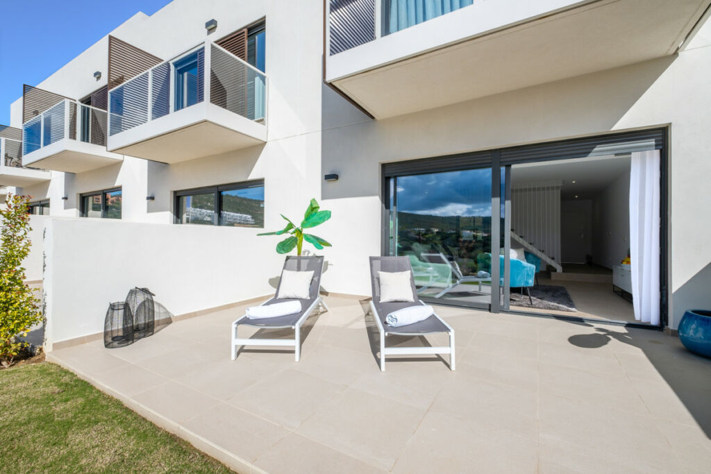 Townhouse Manilva Málaga - image 10