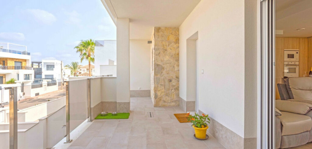 Penthouse Villamartin Alicante - image 10