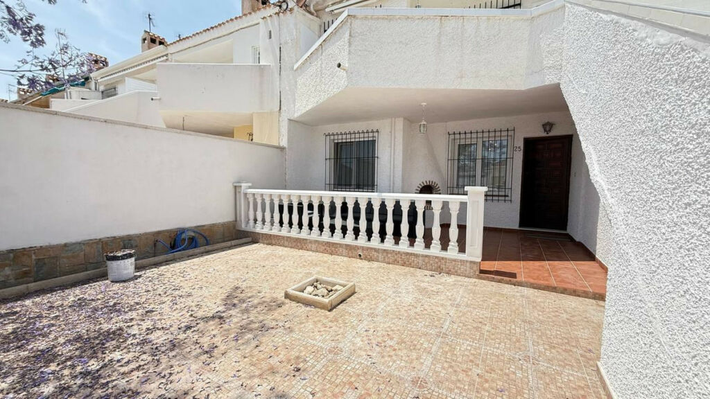 Bungalow Orihuela Costa Alicante - image 10