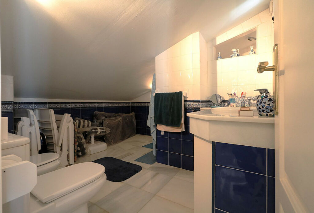 Penthouse Duplex Bel Air Málaga - image 10
