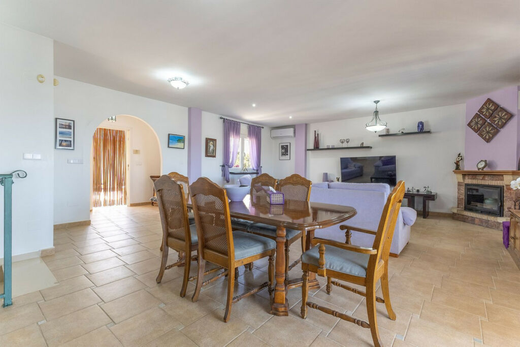 Detached Villa Algorfa Alicante - image 10