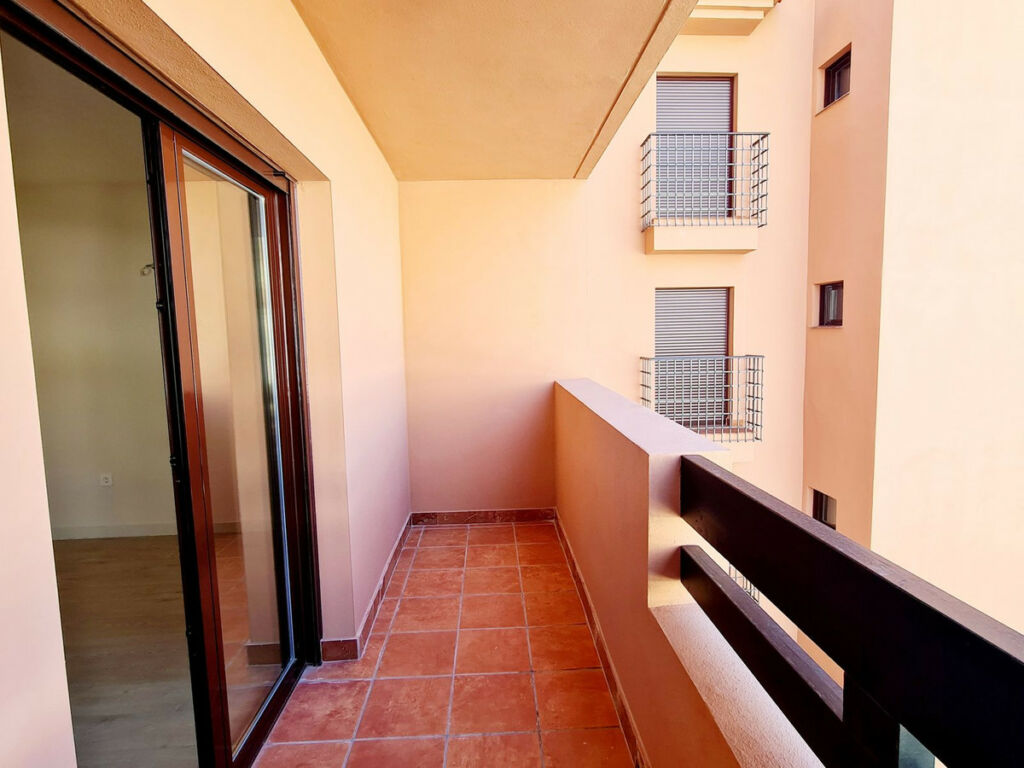 Middle Floor Apartment Benalmadena Málaga - image 14
