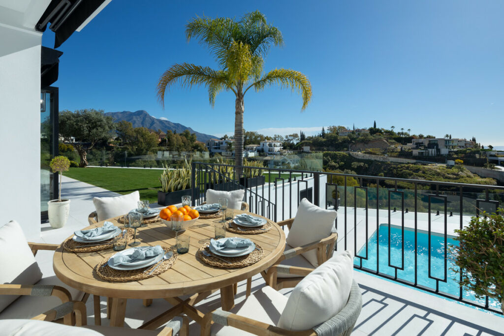 Detached Villa La Quinta Málaga - image 10