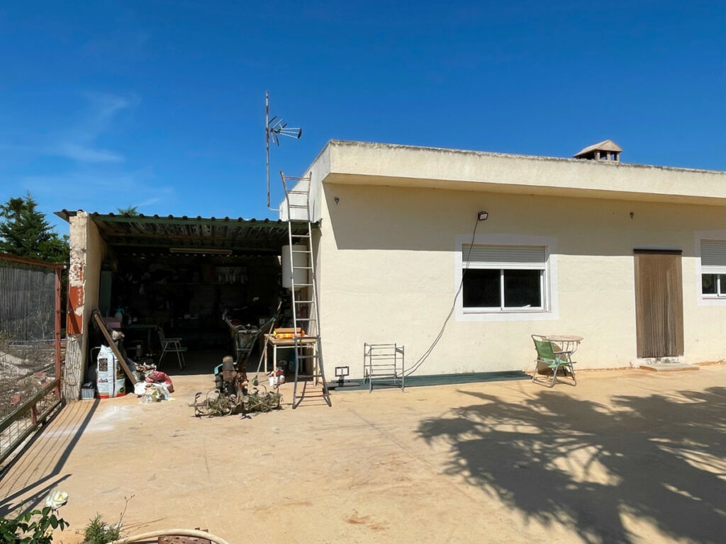 Detached Villa Crevillent Alicante - image 10