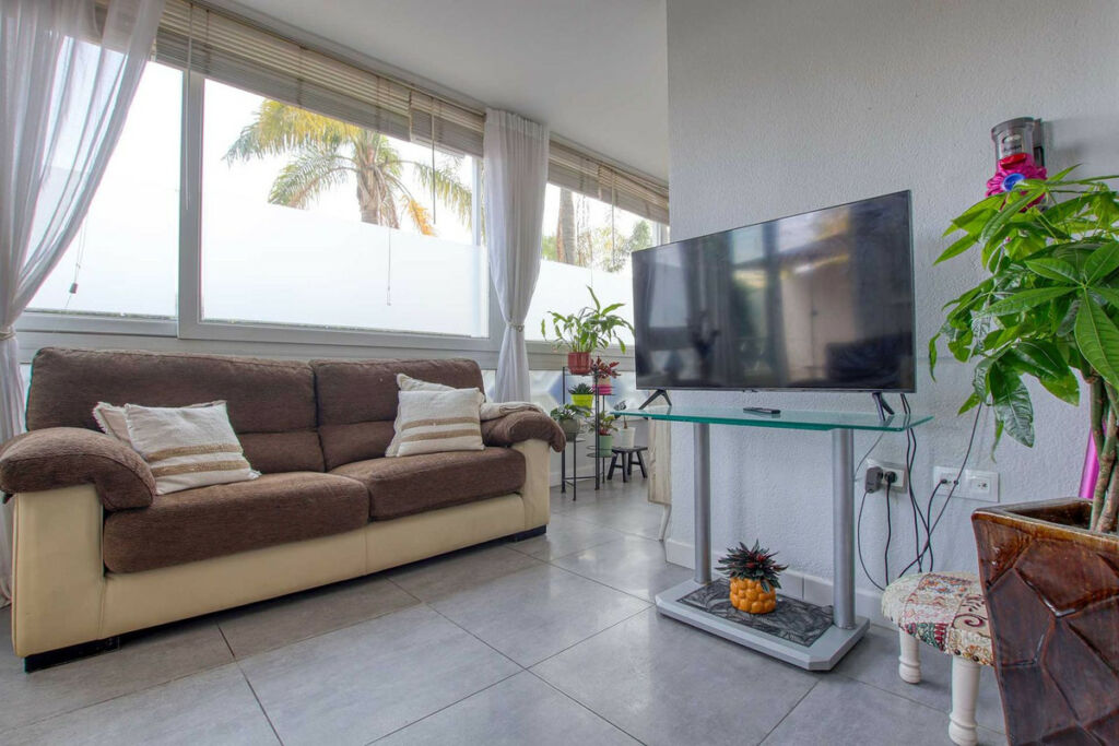Ground Floor Apartment Las Chapas Málaga - image 10