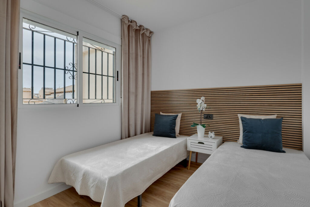 Townhouse Orihuela Costa Alicante - image 10