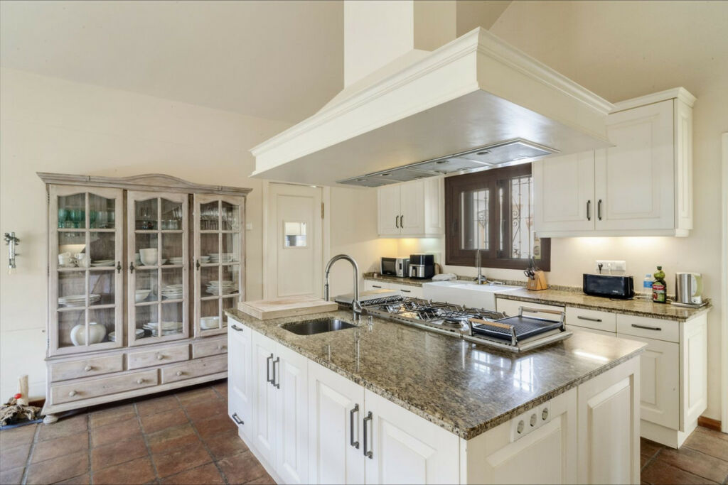 Detached Villa El Rosario Málaga - image 16