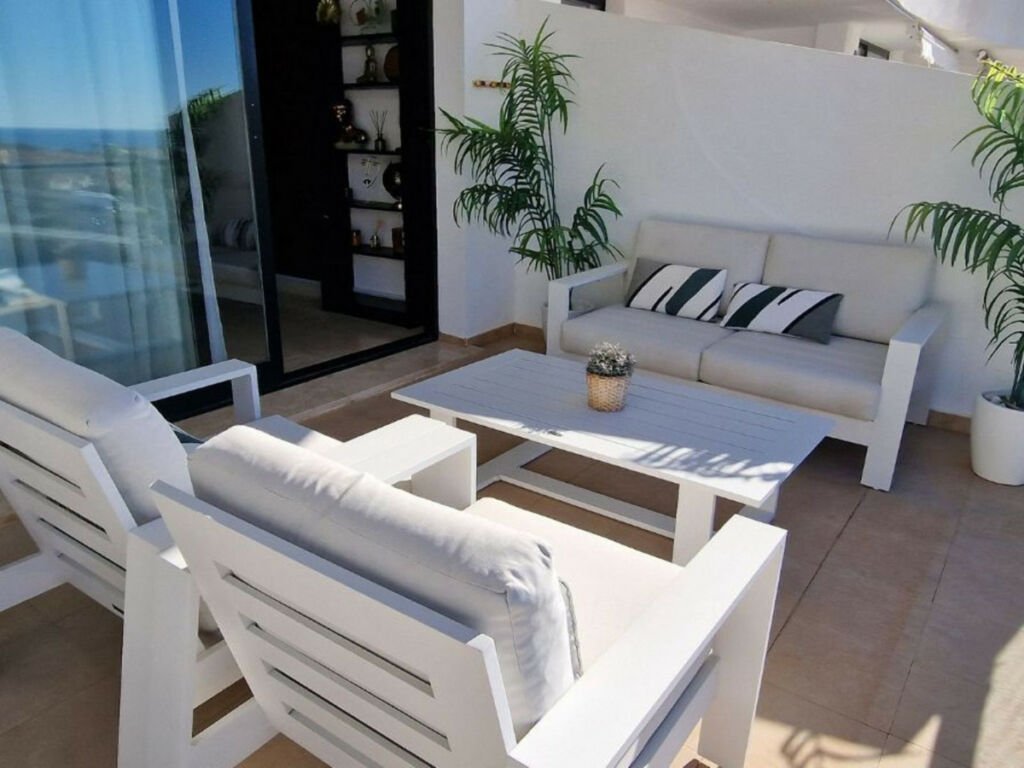 Middle Floor Apartment Riviera del Sol Málaga - image 10