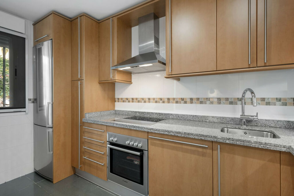 Middle Floor Apartment Calanova Golf Málaga - image 10