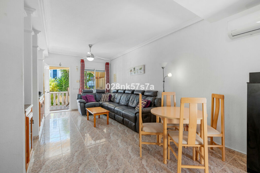 Townhouse La Zenia Alicante - image 10