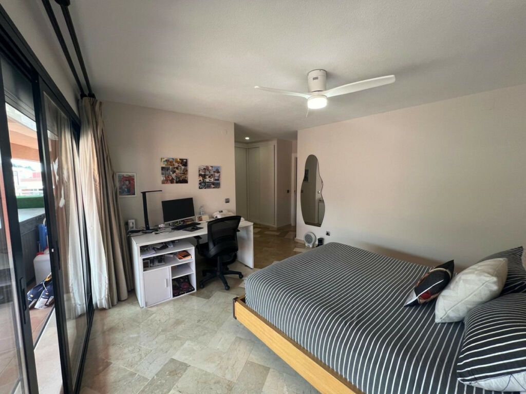 Middle Floor Apartment Marbella Málaga - image 10