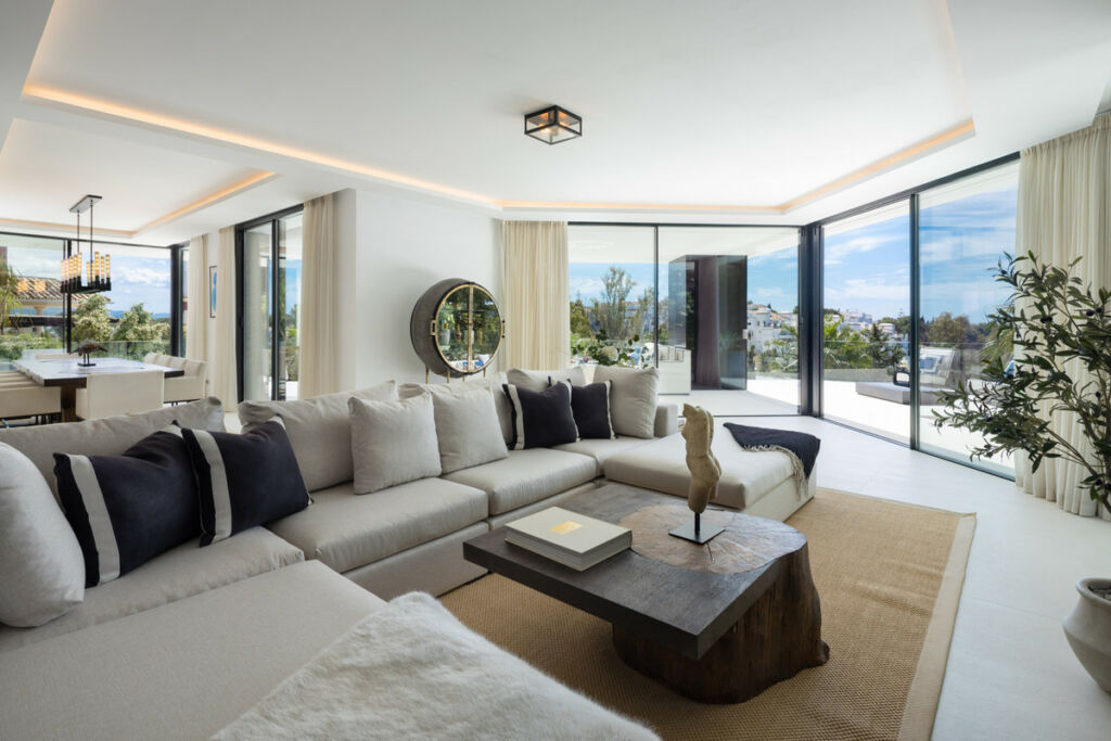 Detached Villa Benahavís Málaga - image 10