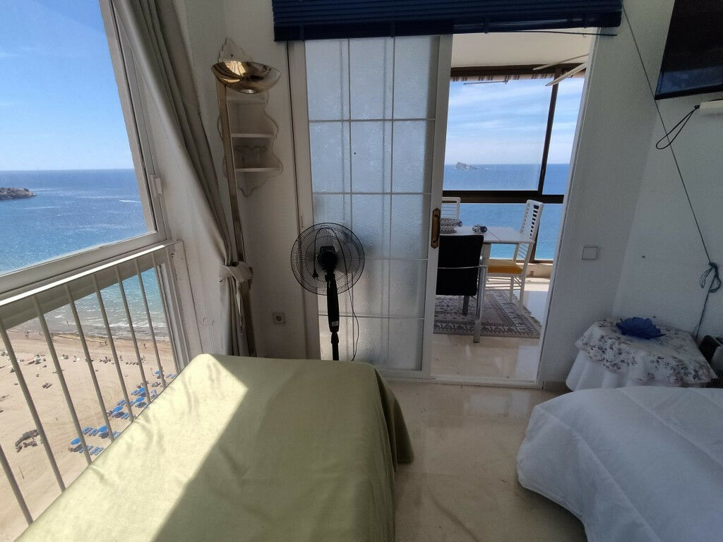Middle Floor Apartment Benidorm Alicante - image 10