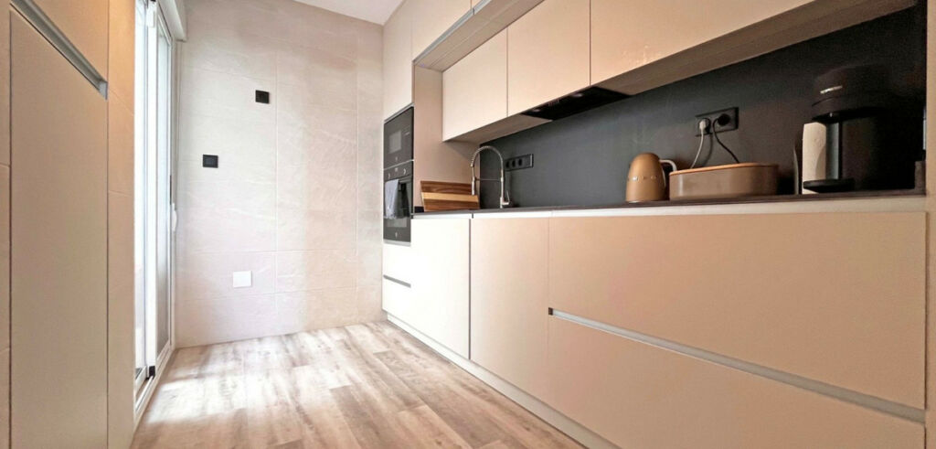 Townhouse Torrevieja Alicante - image 10