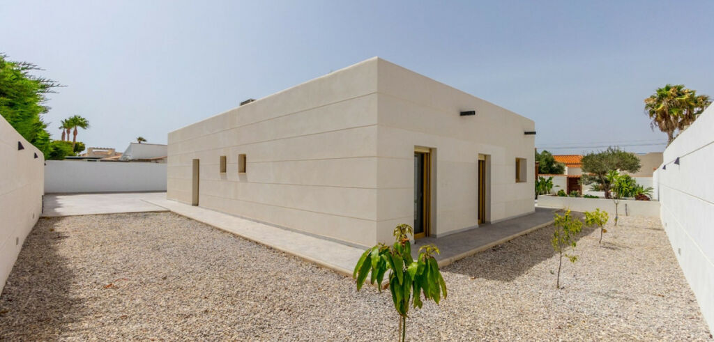 Detached Villa Torrevieja Alicante - image 10
