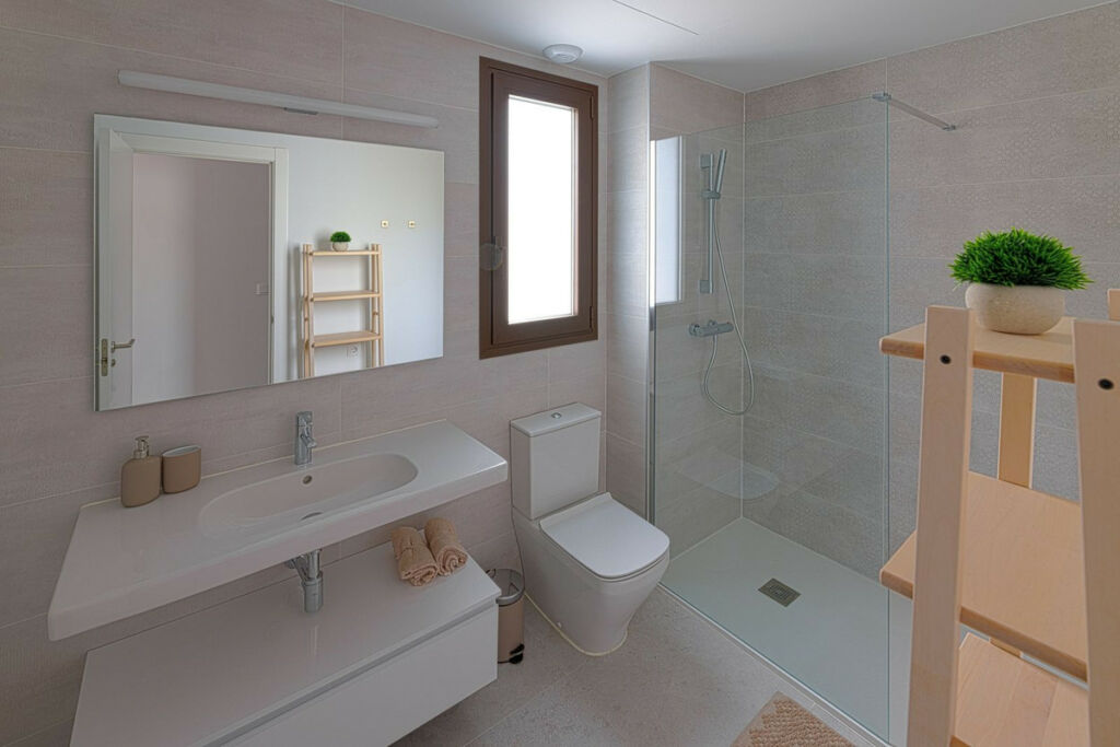 Middle Floor Apartment Estepona Málaga - image 10