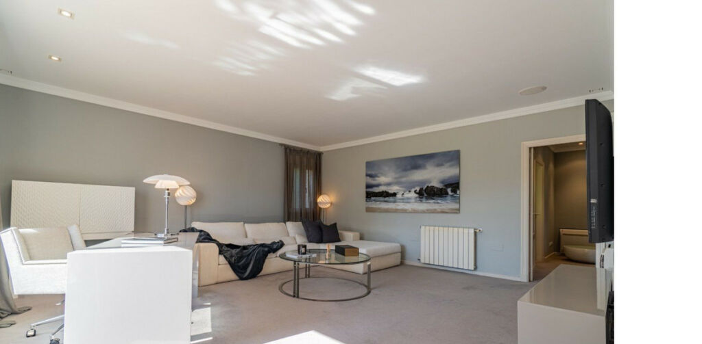Detached Villa Sotogrande Cádiz - image 10