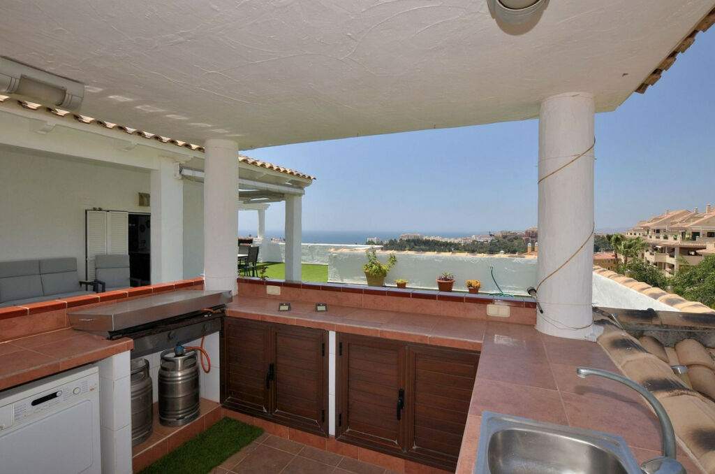 Penthouse Torrequebrada Málaga - image 10