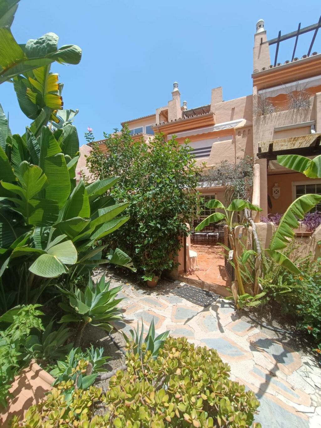 Townhouse Marbella Málaga - image 2
