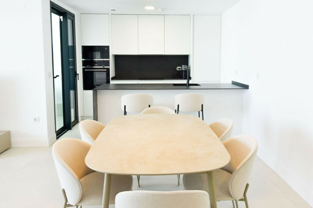 Middle Floor Apartment Fuengirola Málaga - image 11