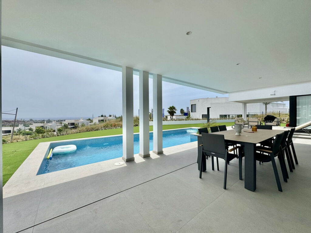 Detached Villa Cancelada Málaga - image 11