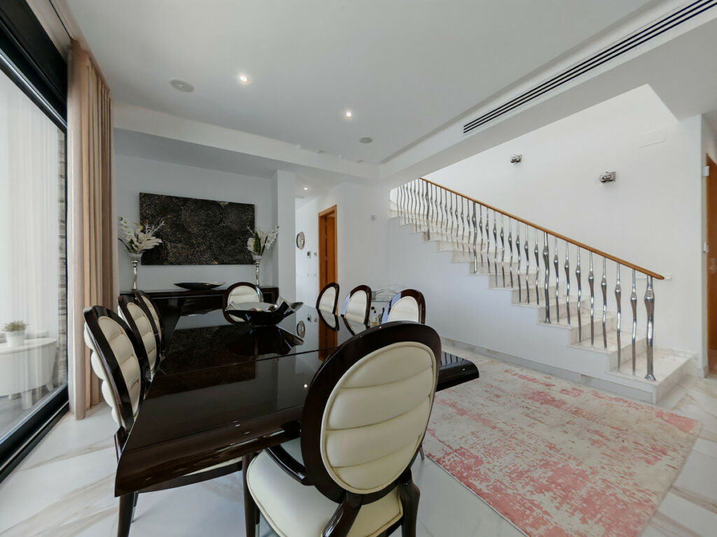 Detached Villa La Cala Golf Málaga - image 5