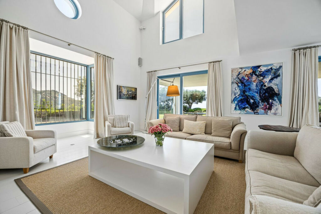 Detached Villa Benahavís Málaga - image 11