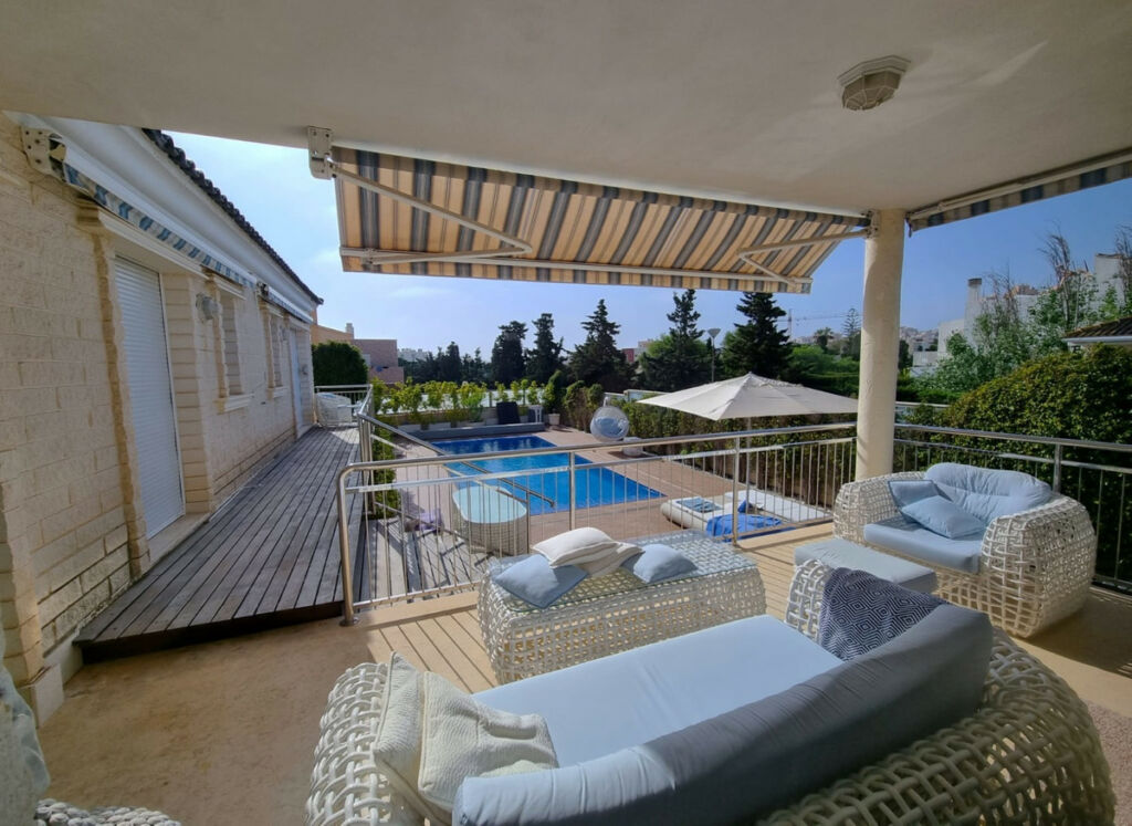 Detached Villa La Mata Alicante - image 8