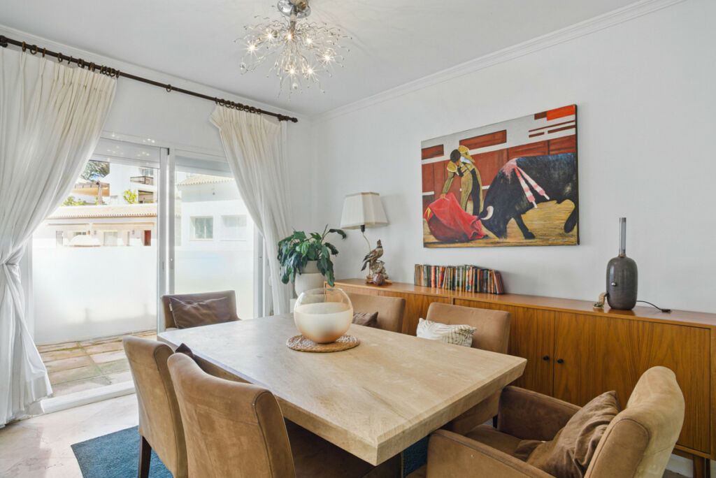 Penthouse Duplex Nueva Andalucía Málaga - image 11