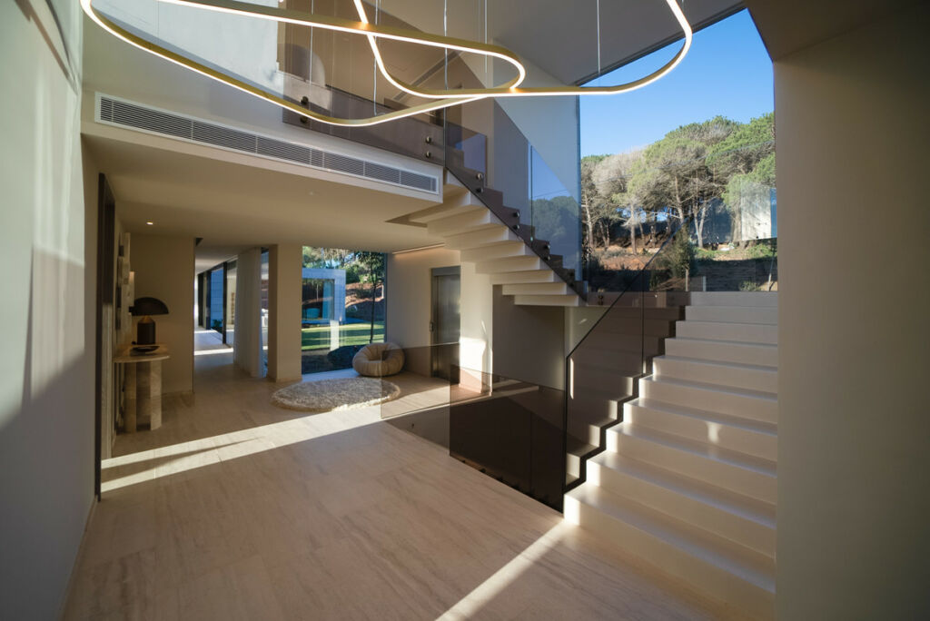 Detached Villa Sotogrande Cádiz - image 11