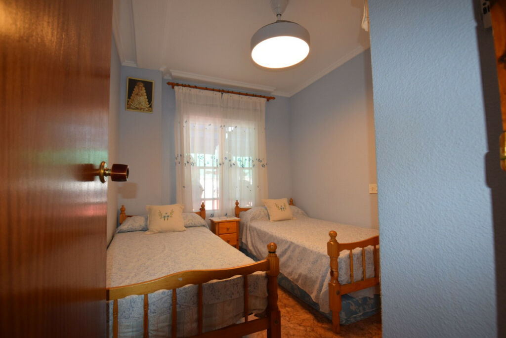 Penthouse Guardamar del Segura Alicante - image 11