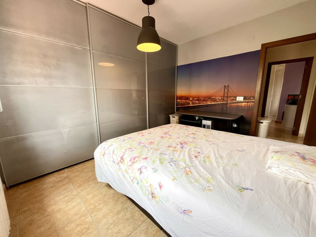 Detached Villa La Zenia Alicante - image 11