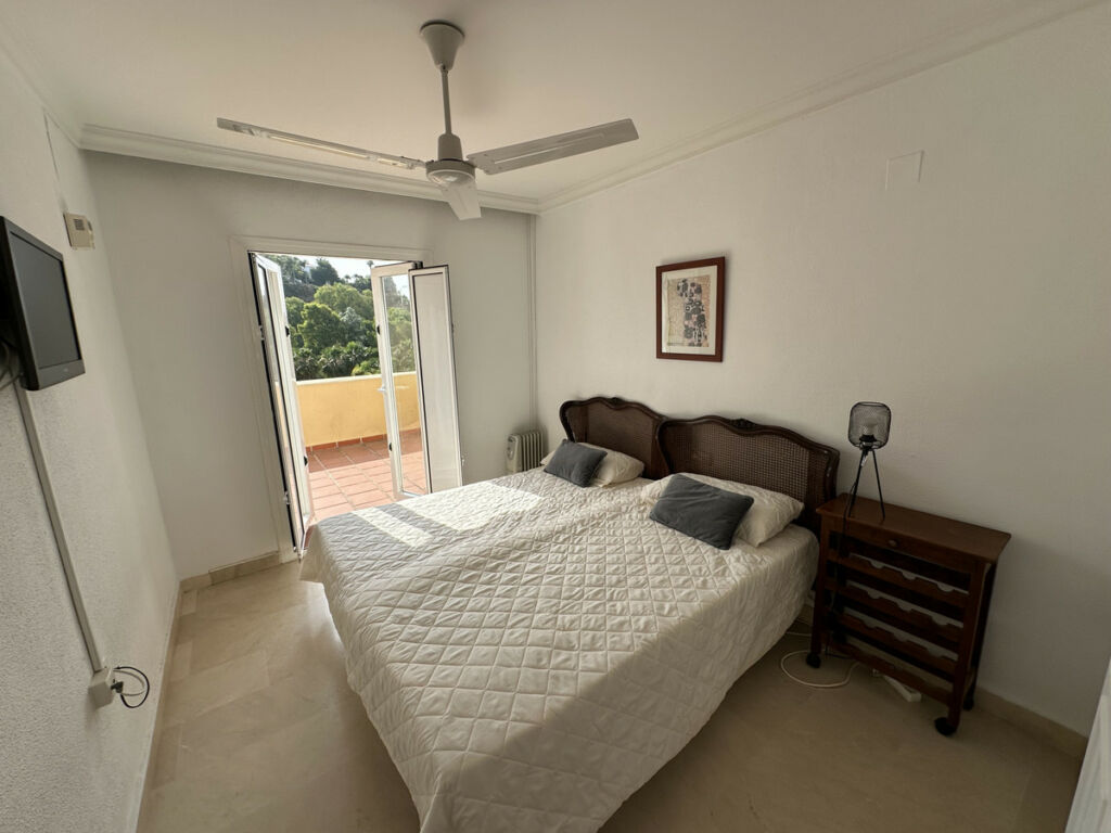 Penthouse Benahavís Málaga - image 11