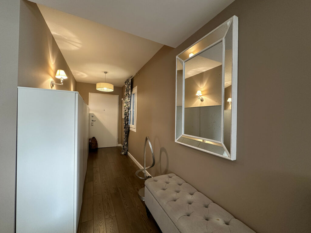 Middle Floor Apartment Puerto Banús Málaga - image 11