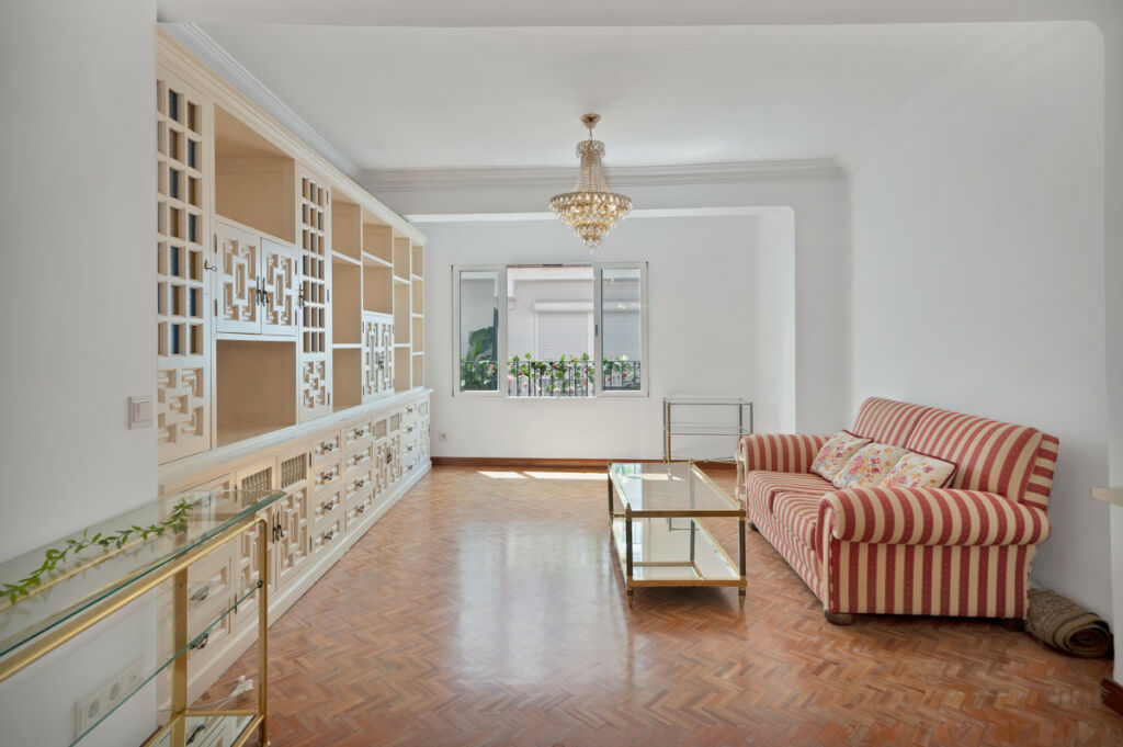 Middle Floor Apartment Marbella Málaga - image 10