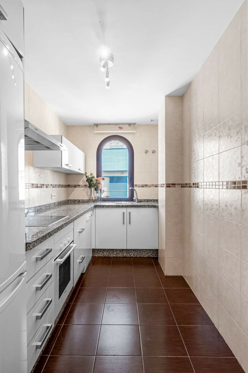 Top Floor Apartment Estepona Málaga - image 11