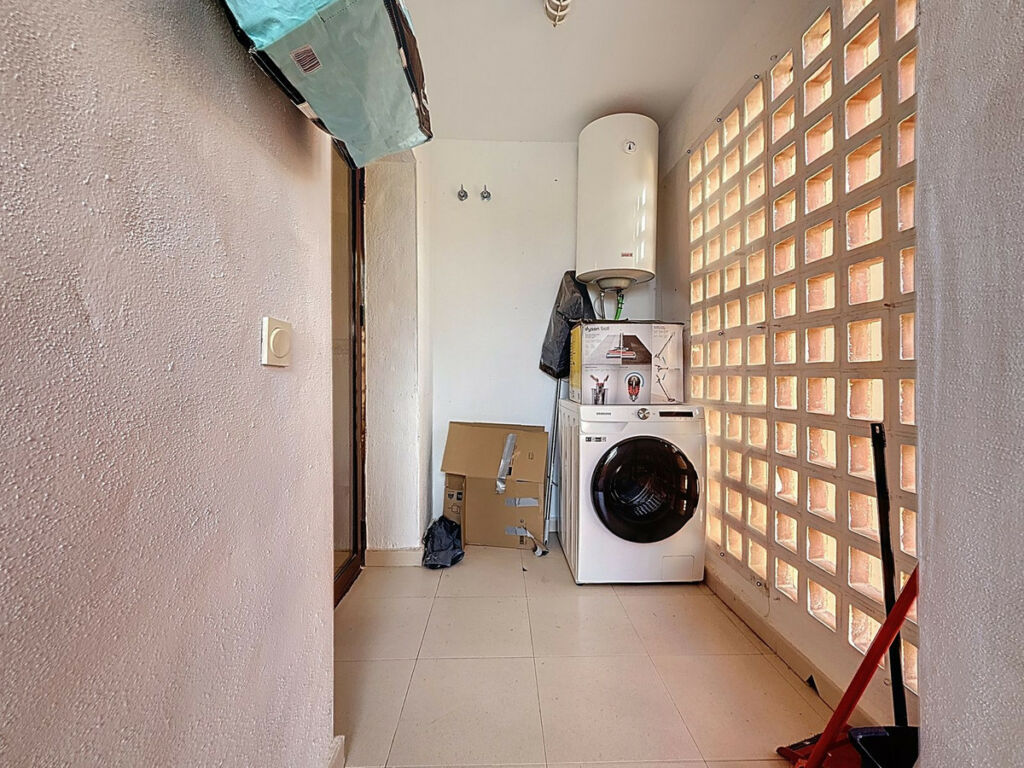 Middle Floor Apartment Manilva Málaga - image 11