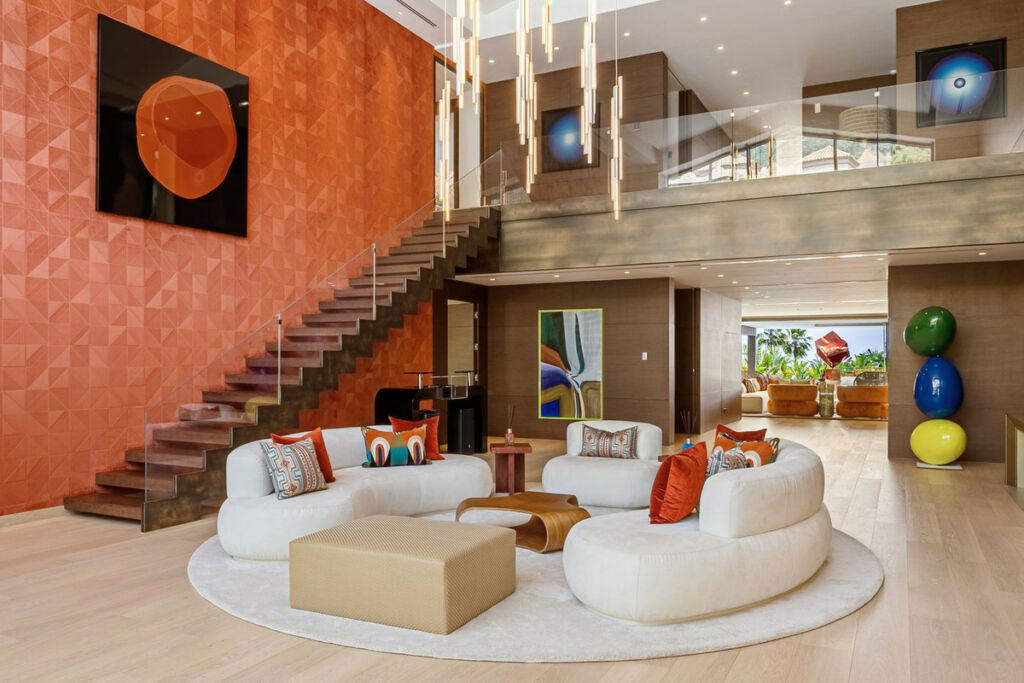 Detached Villa Sierra Blanca Málaga - image 11