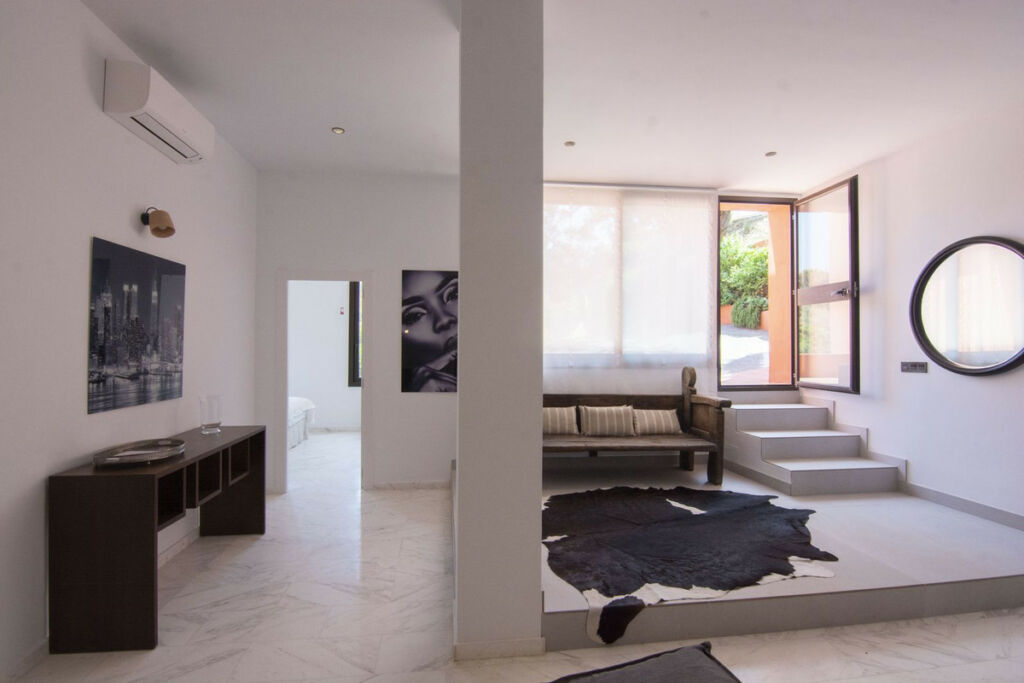 Ground Floor Apartment La Mairena Málaga - image 11