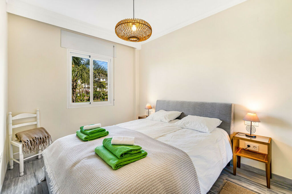 Middle Floor Apartment Marbella Málaga - image 11