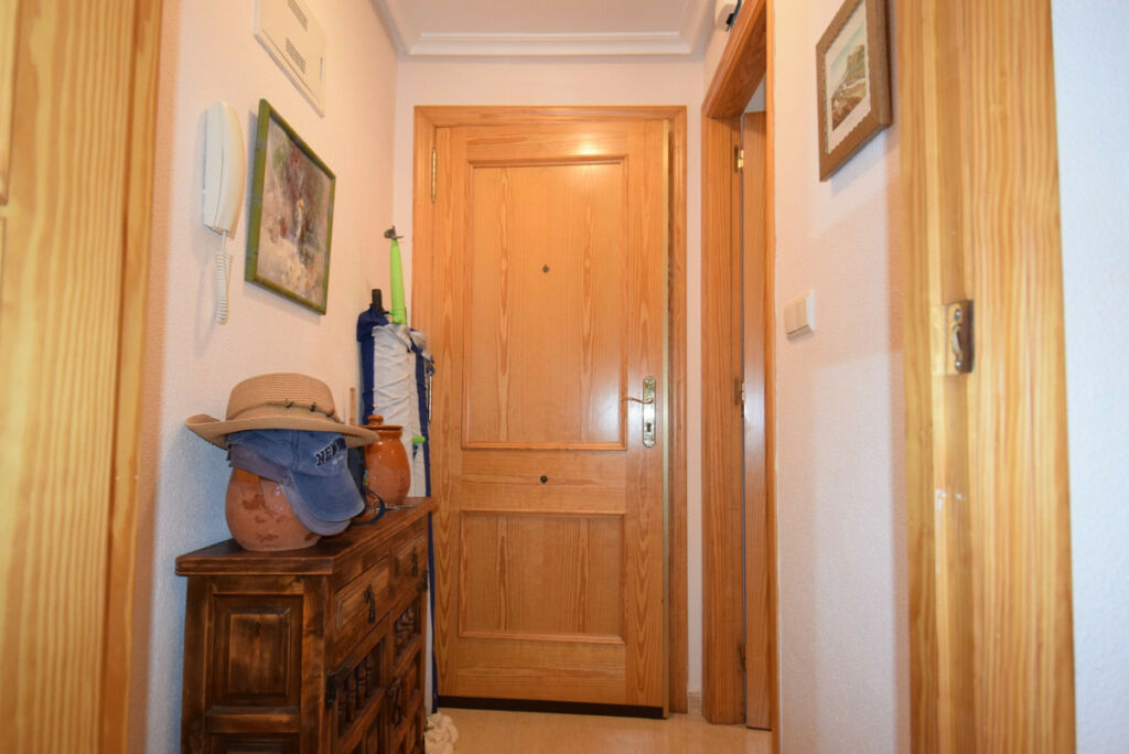 Middle Floor Apartment Guardamar del Segura Alicante - image 11