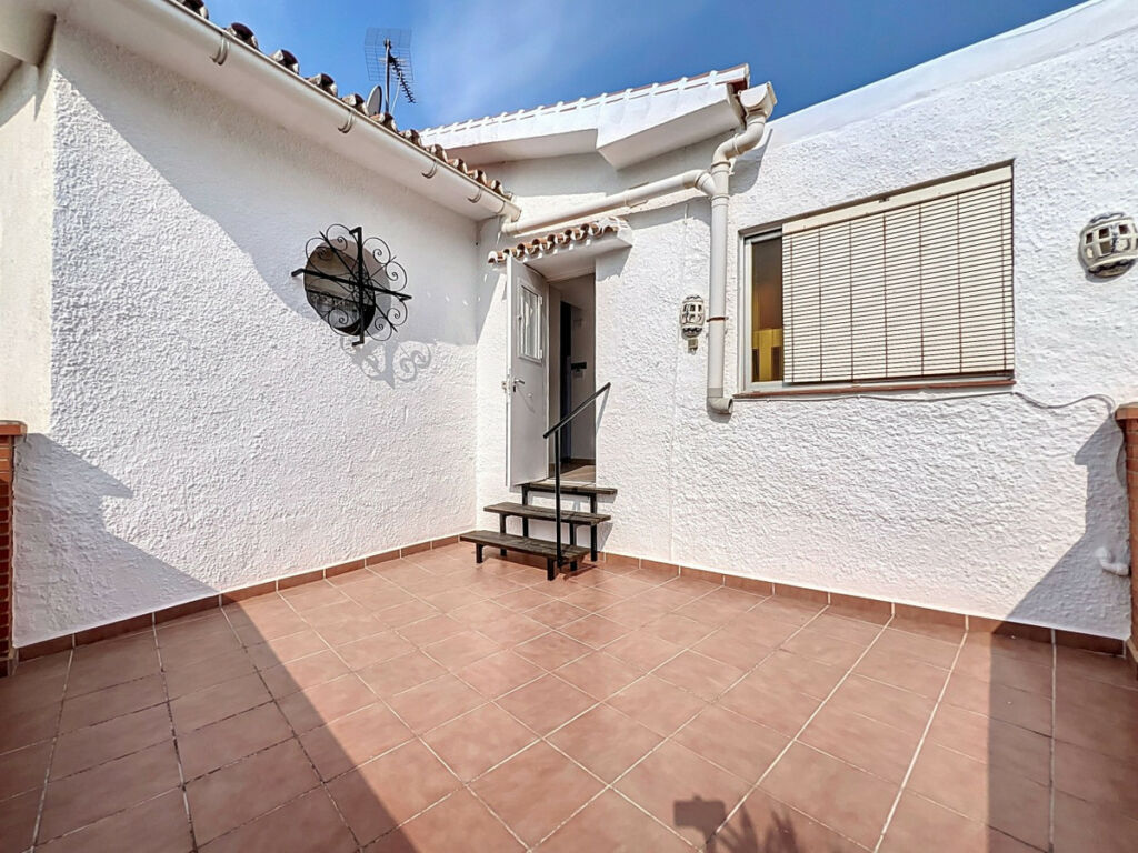 Detached Villa Caleta de Vélez Málaga - image 11