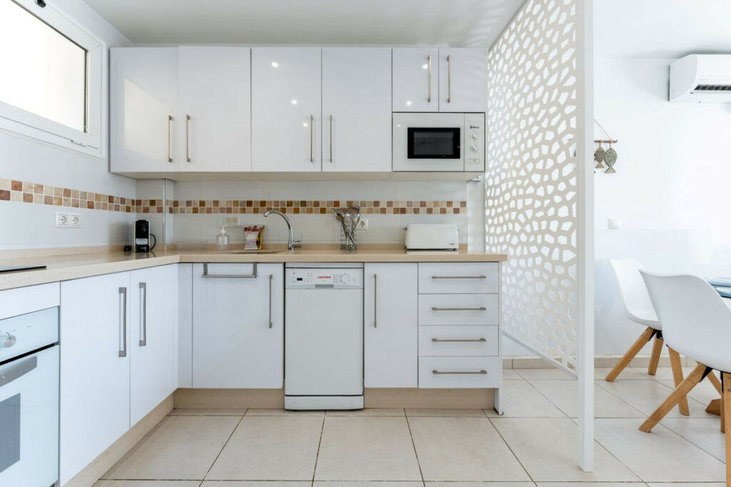 Townhouse Calahonda Málaga - image 11