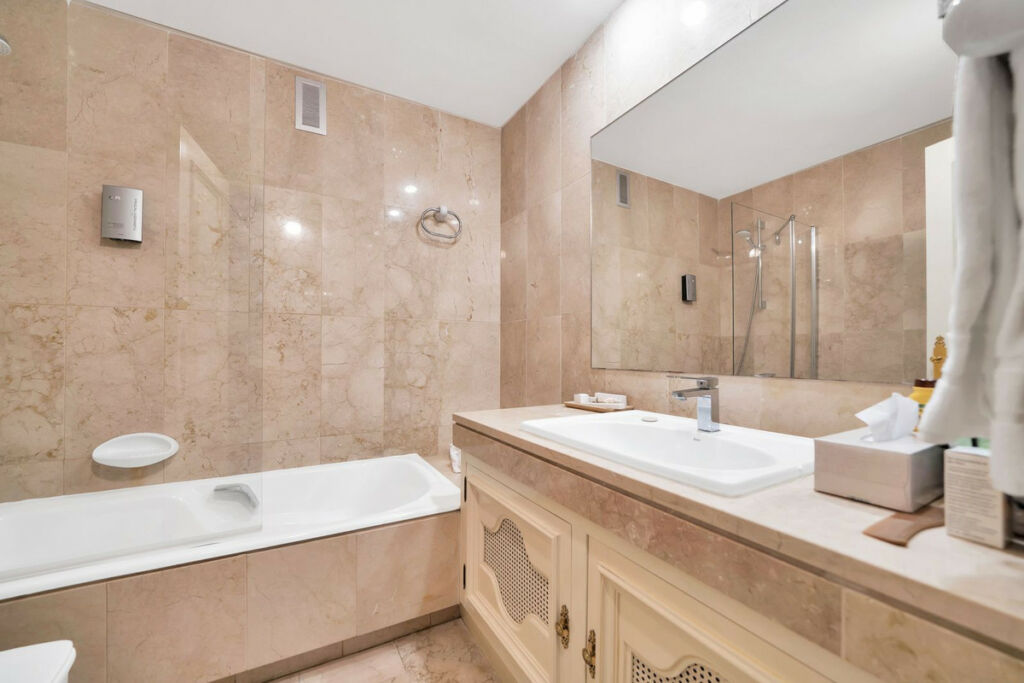 Penthouse The Golden Mile Málaga - image 11