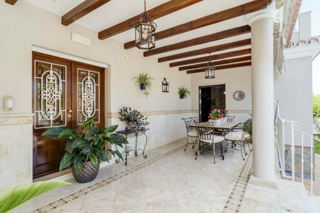 Detached Villa Alhaurín el Grande Málaga - image 11