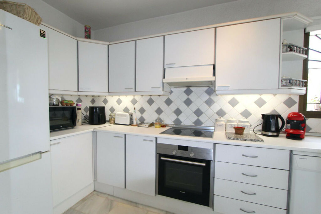 Detached Villa La Capellania Málaga - image 11