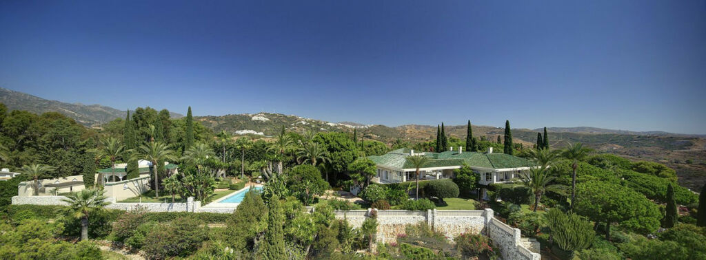Detached Villa Río Real Málaga - image 10