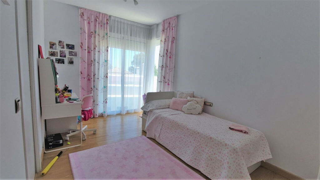 Detached Villa La Cala Golf Málaga - image 11