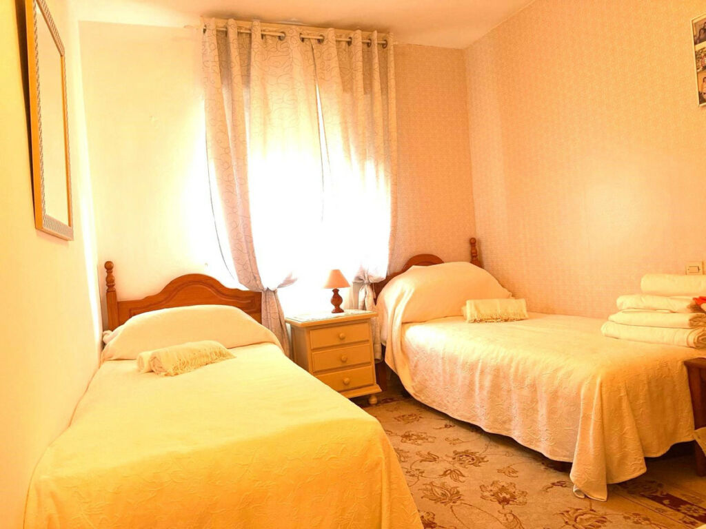 Ground Floor Apartment Atalaya Málaga - image 11
